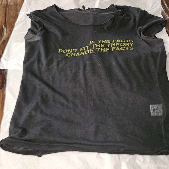 Theory Black T-Shirt Size P - Picture 11 of 12